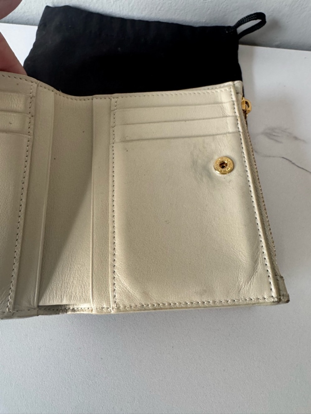 Saint Laurent Cream Croc-Embossed Leather Small Wallet - Picture 11 of 16